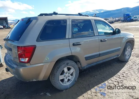 2005 Jeep Grand Cherokee Laredo z USA, uszkodzony, nr VIN 1J4HR48N35C575726